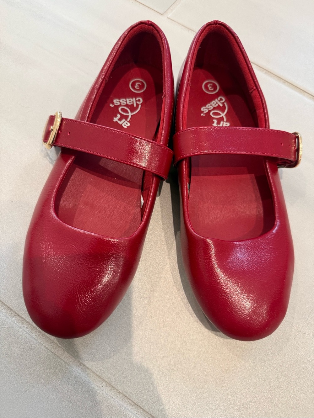 art class Girls' Red Mary Jane Shoes with Gold Buckle